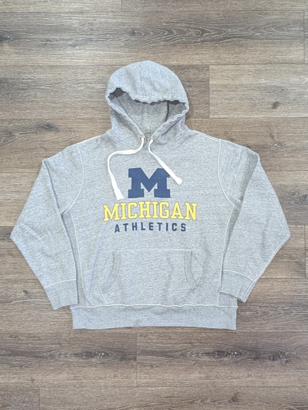 Tailgate University of Michigan gray hoodie - SIZE XL